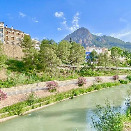 Atico Con Terraza Lägenhet Cieza Exteriör bild