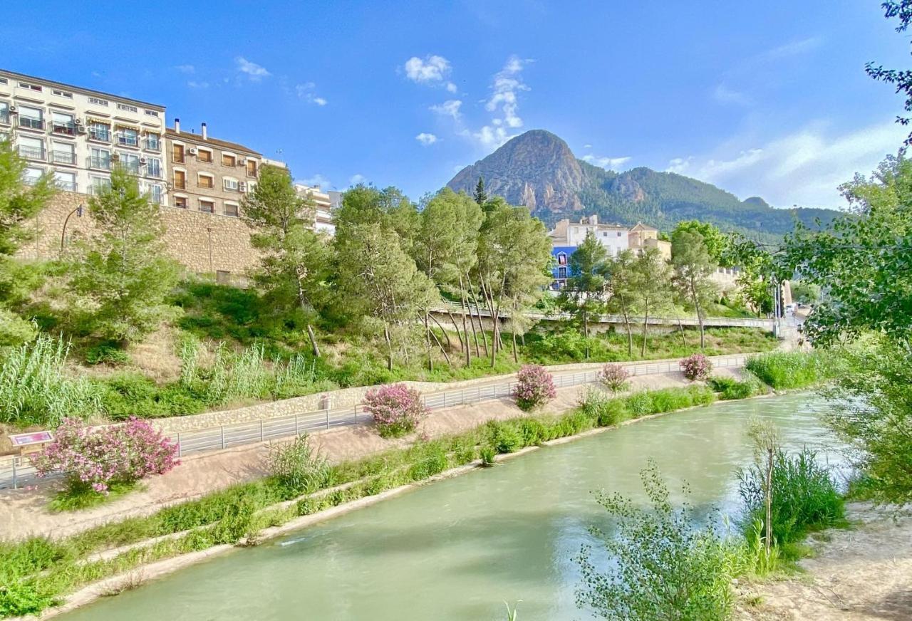 Atico Con Terraza Lägenhet Cieza Exteriör bild